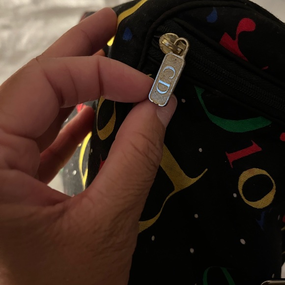 Christian Dior makeup bag repurposed into a crossbody. In great condition. 💫 - Picture 7 of 9